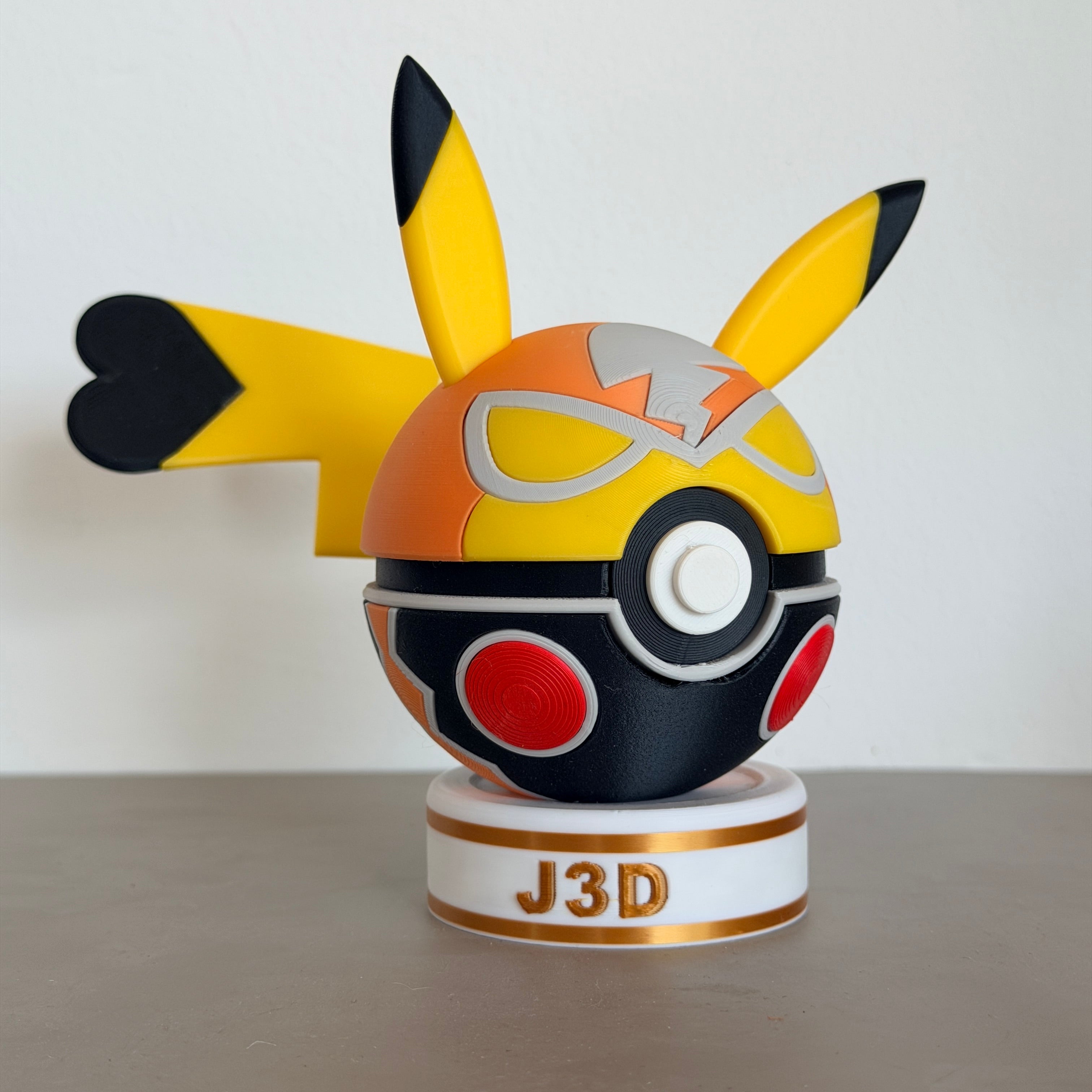 0025 - Pikachu MMA